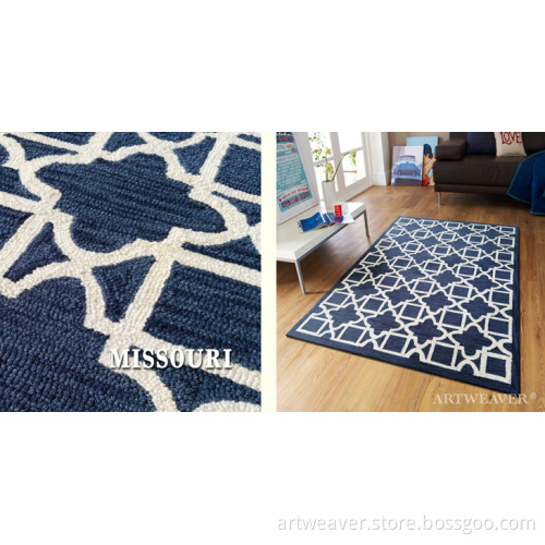 Hand Tufted Rug With Carved Design